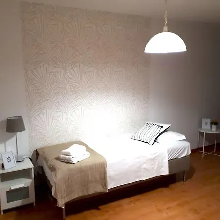 Apartament Olaias With Air-conditioned
